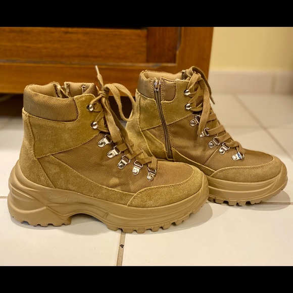 riland platform bootie